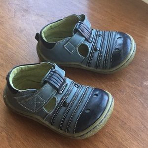 Livie&Luca Baby Boy Zebra Shoes. Size 6